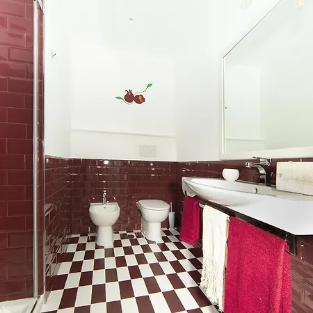 Alojamento de Acomodação e Pequeno-almoço Mario Relais 4*